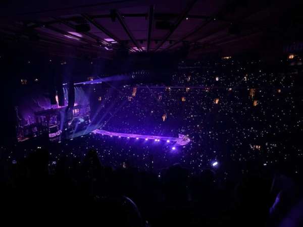 Madison Square Garden, section: 225, row: 7, seat: 14