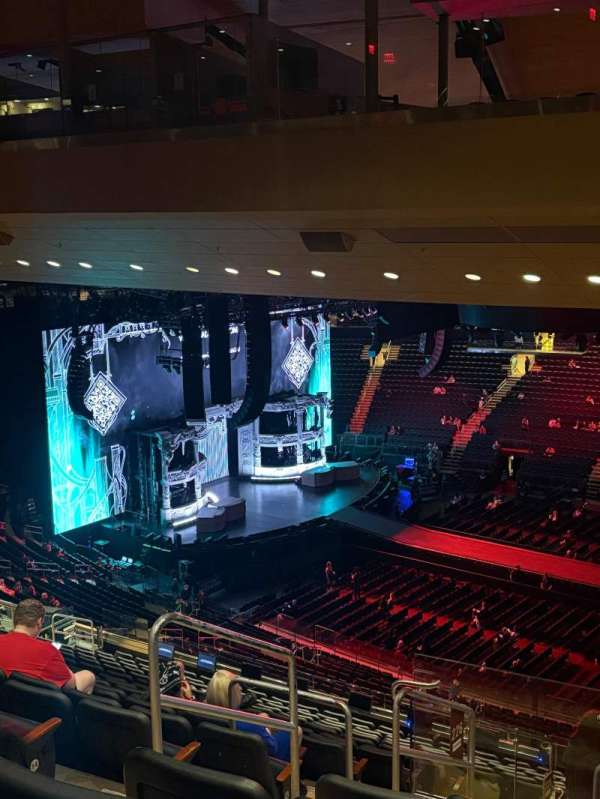Madison Square Garden, section: 226, row: 18, seat: 5