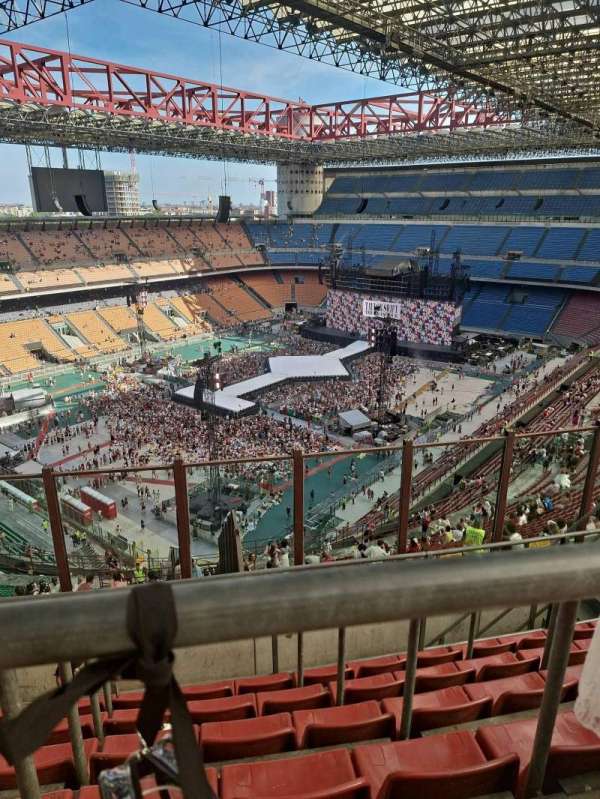 Photo by ylenia at San Siro
