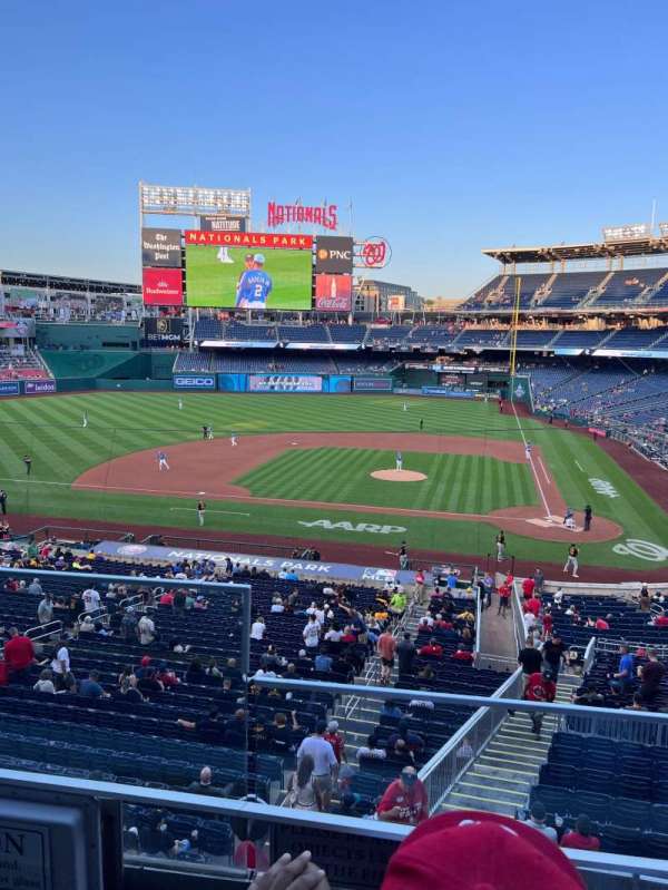 Nationals Park, section: 210, row: B, seat: 21