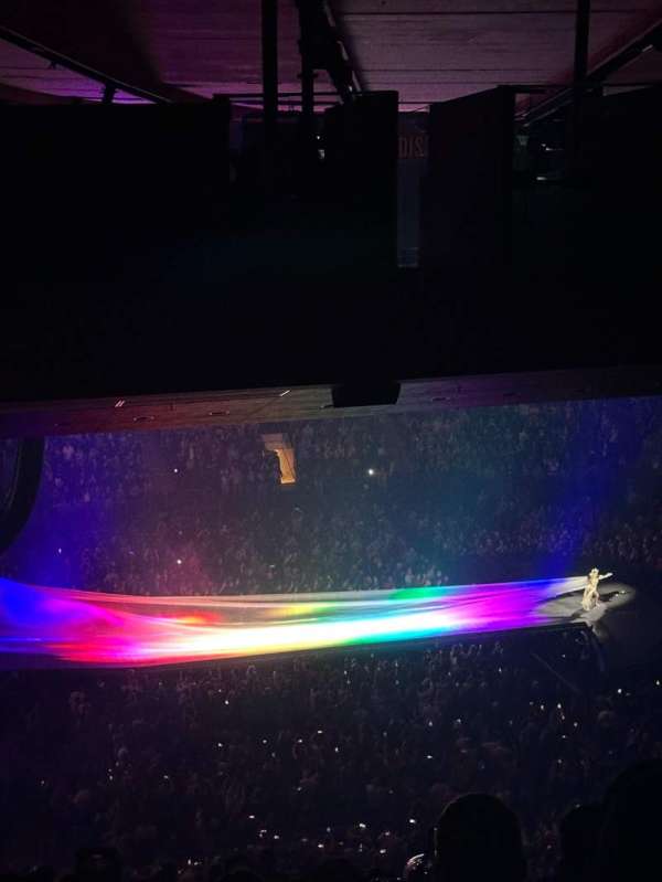 Madison Square Garden, section: 223, row: B25, seat: 1