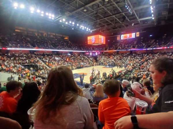 Mohegan Sun Arena, section: 18, row: Q, seat: 14