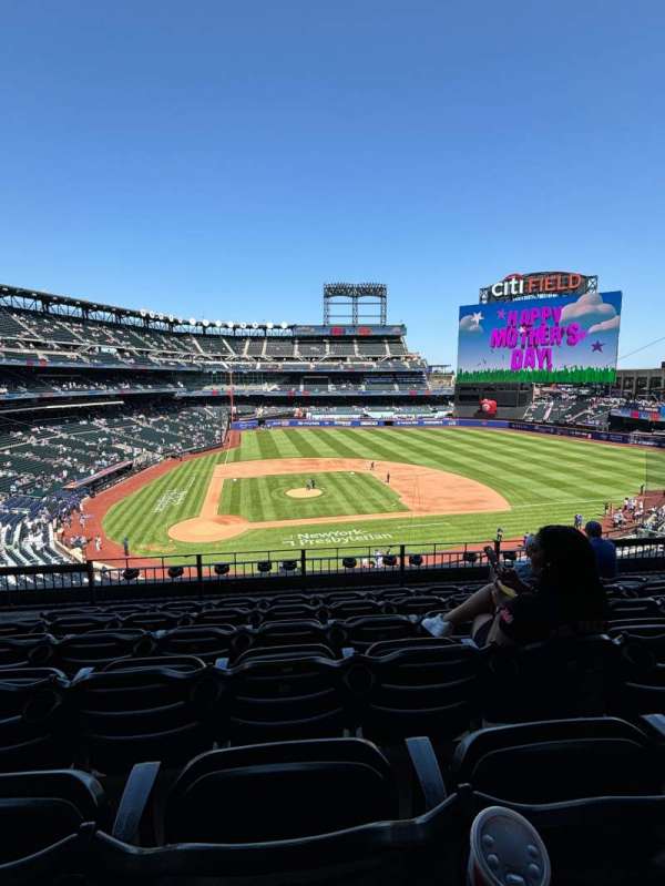 Citi Field, section: 314, row: 6, seat: 5