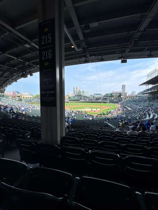 Wrigley Field, section: 216, row: 9, seat: 4