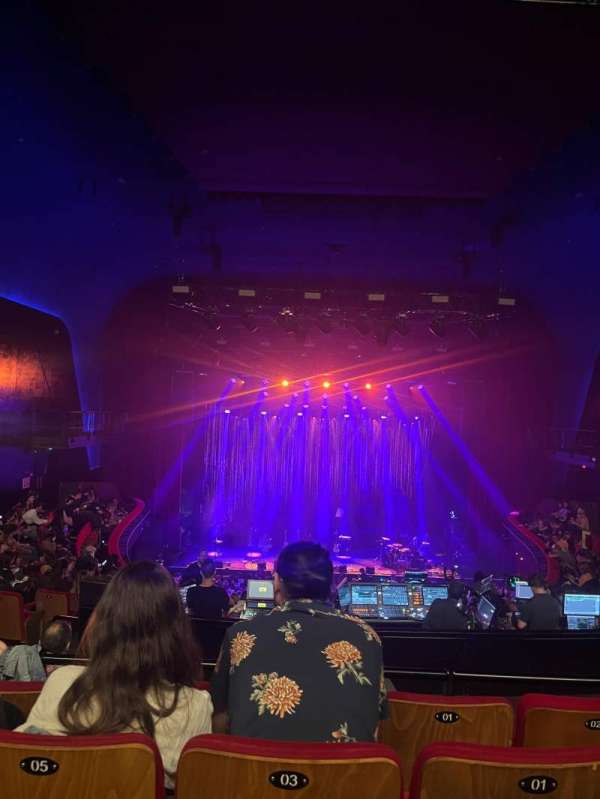 L'Olympia, section: Balcony, row: 14, seat: 3