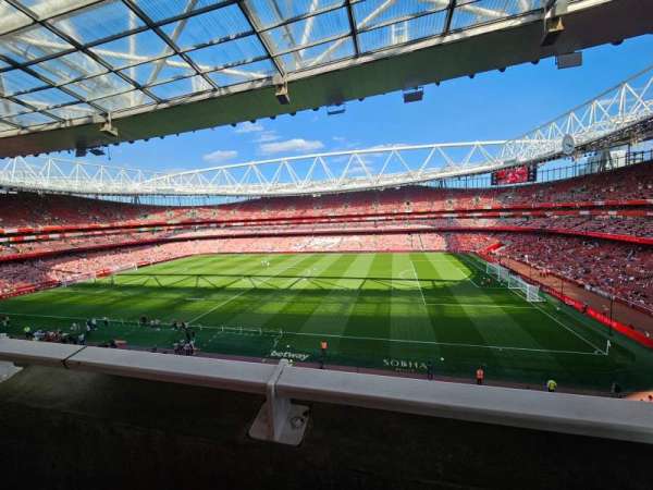 Emirates Stadium, section: 132, row: 1, seat: 1153
