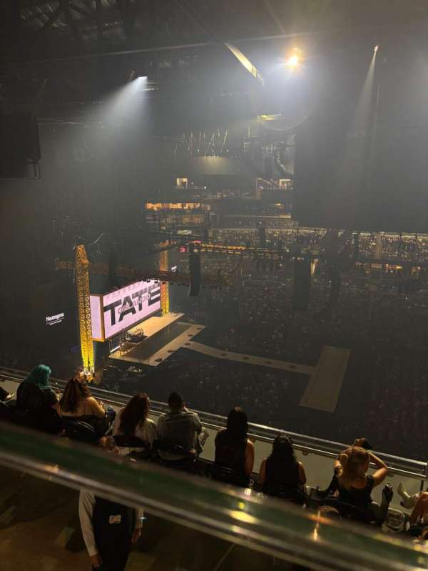 Kia Center, section: 225, row: 9, seat: 7