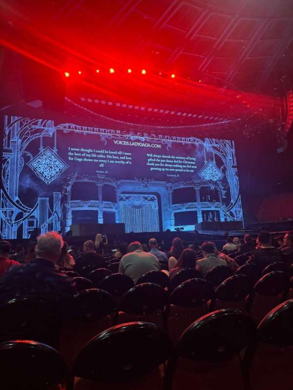 Kia Forum, section: B, row: 19, seat: 17