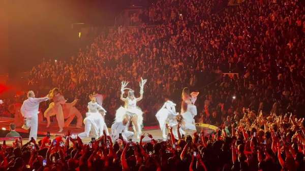 Scotiabank Arena, section: 105A, row: 9, seat: 6