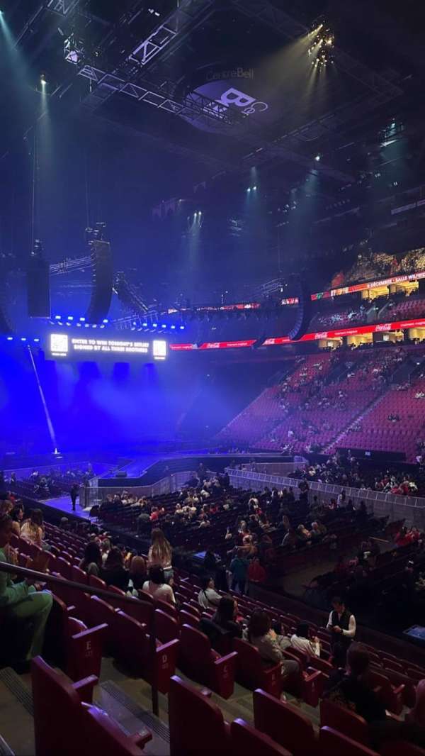 Centre Bell, section: 122, row: h, seat: 14