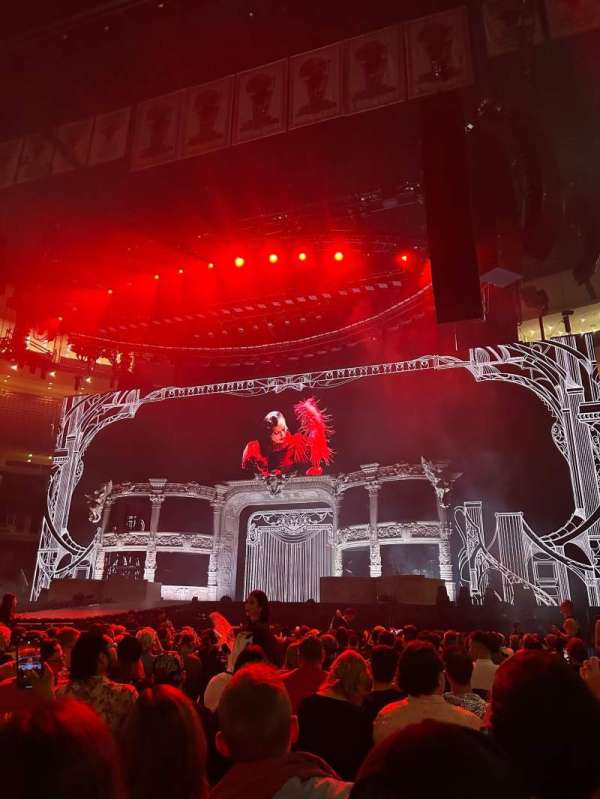 United Center, section: Floor 3, row: 21, seat: 17