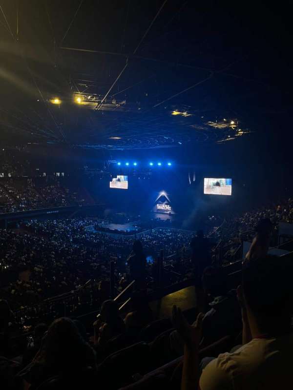 Kia Forum, section: 205, row: 7, seat: 9