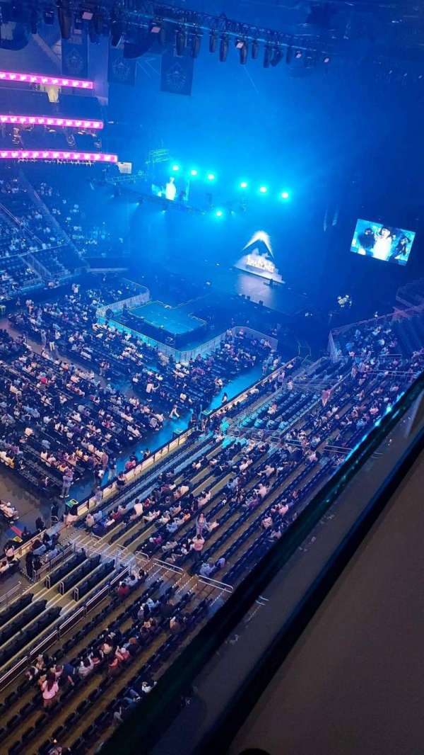 Climate Pledge Arena, section: 315, row: AA, seat: 8