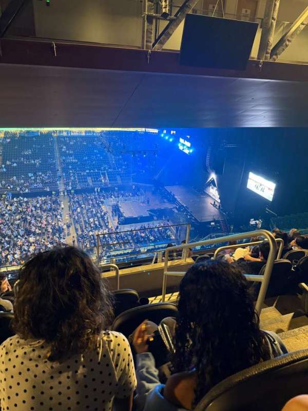 Climate Pledge Arena, section: 214, row: J, seat: 2