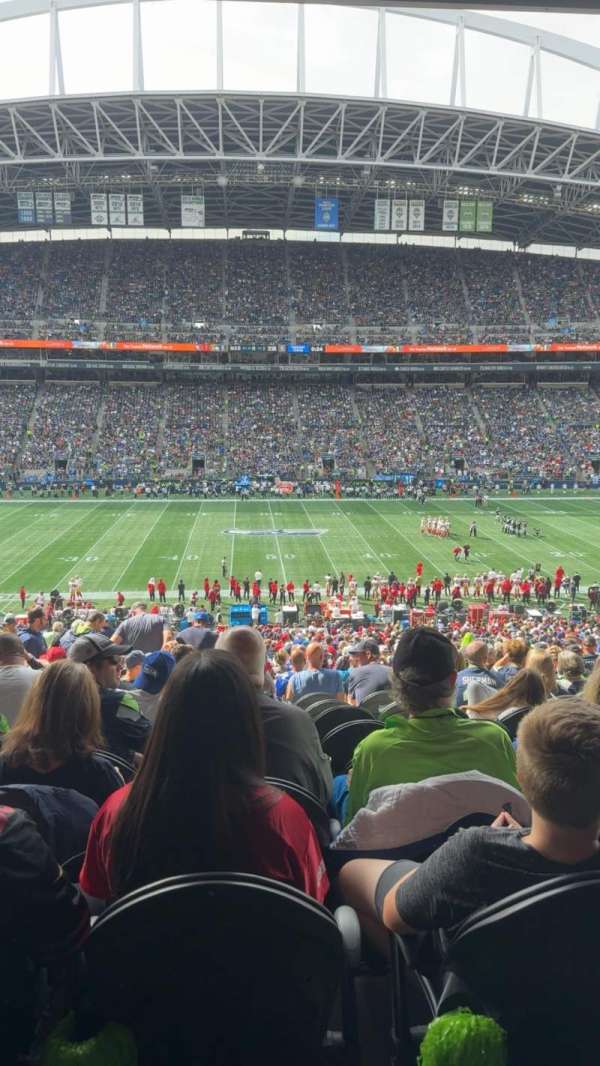Lumen Field, section: 109, row: X, seat: 17