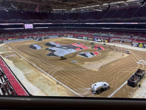 The Dome at America's Center, section: 407LO, row: A, seat: 4