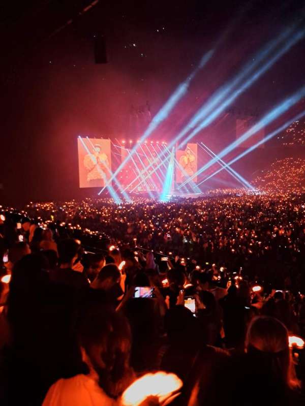 Paris La Défense Arena, section: 106, row: 25, seat: 16