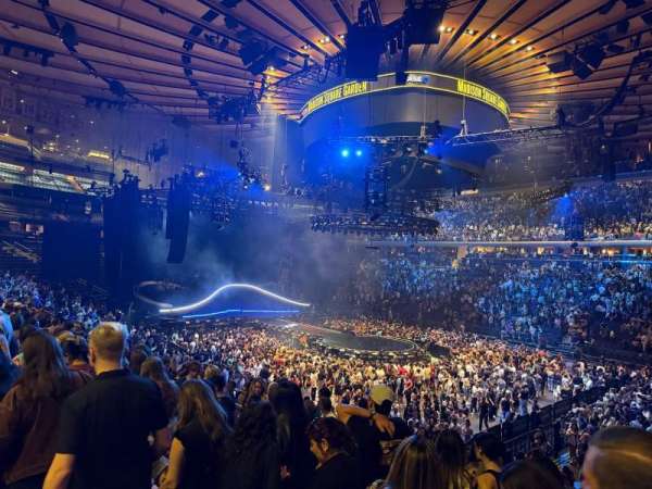 Madison Square Garden, section: 119, row: 17, seat: 12
