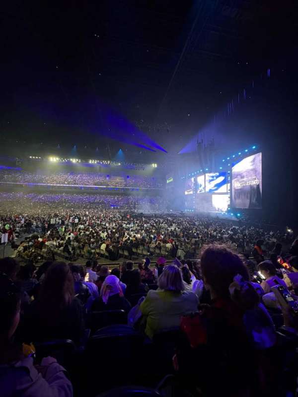 Paris La Défense Arena, section: 116, row: 12, seat: 8