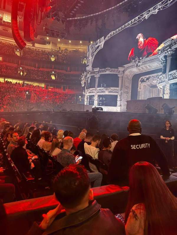 UNITED CENTER, section: 120, row: 2, seat: 15