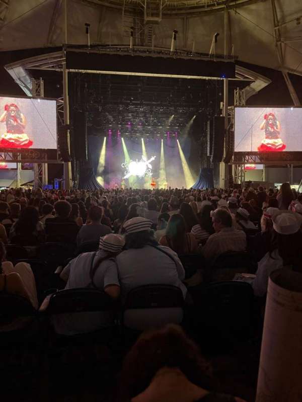 Hartford Healthcare Amphitheatre, section: 106, row: X, seat: 1