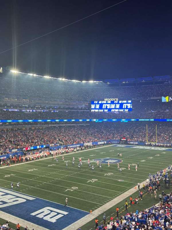 MetLife Stadium, section: 221a, row: 1, seat: 12