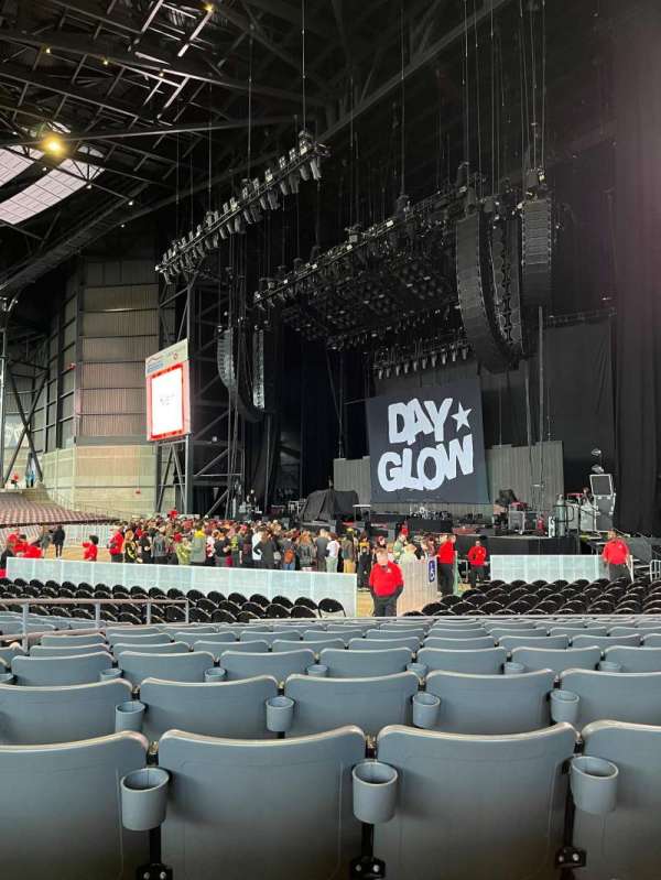 American Family Insurance Amphitheater, section: 101, row: MM, seat: 27