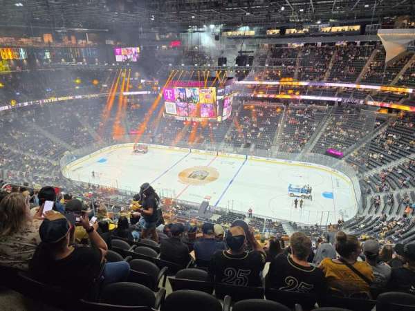 T-Mobile Arena, section: 207, row: Q, seat: 12