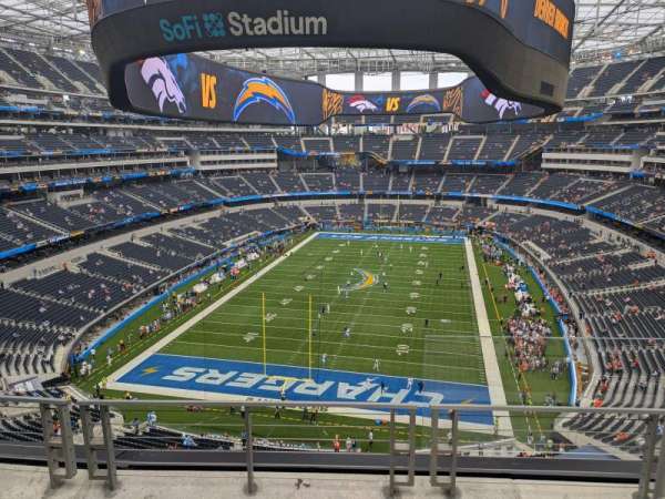 SoFi Stadium, section: 337, row: 5, seat: 1