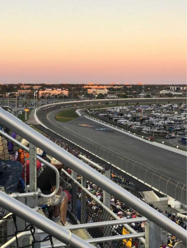 Daytona International Speedway, section: 428, row: 25, seat: 13