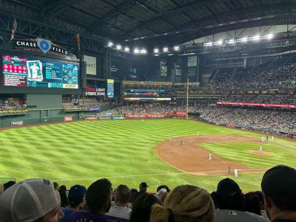 Chase Field, section: 215, row: 9, seat: 8
