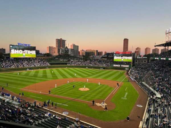 Wrigley Field, section: 314L, row: 1, seat: 17