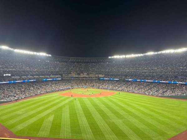 T-Mobile Park, section: 193, row: 16, seat: 4