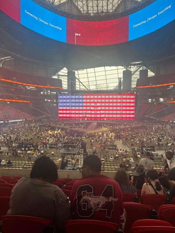 Mercedes-Benz Stadium, section: 119, row: 19, seat: 4
