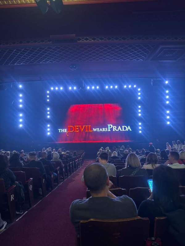 Dominion Theatre, section: Stalls, row: V, seat: 25