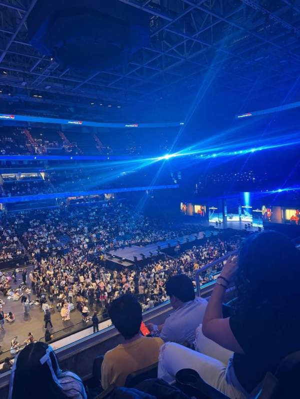 Capital One Arena, section: 213, row: D, seat: 10