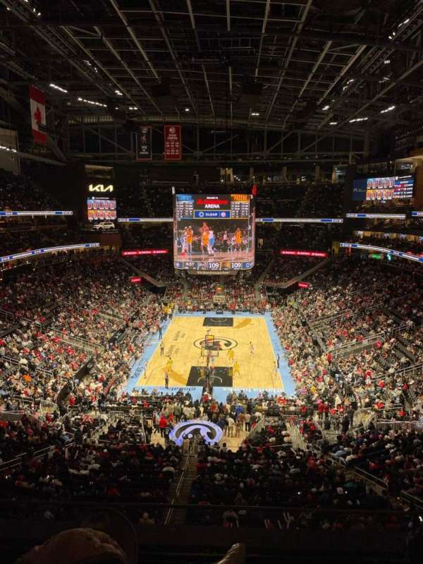 State Farm Arena, section: 215, row: C, seat: 7