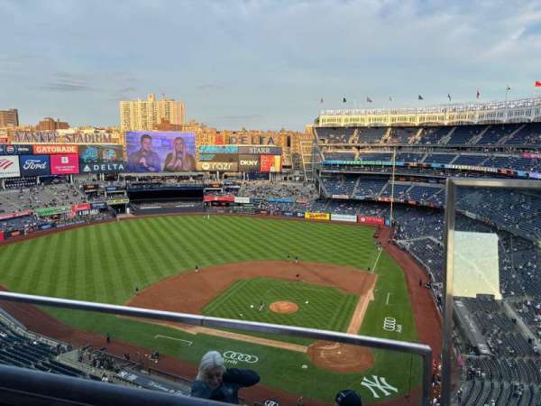 Yankee Stadium, section: 422, row: 1, seat: 1