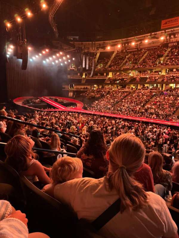 Honda Center, section: 206, row: S, seat: 12