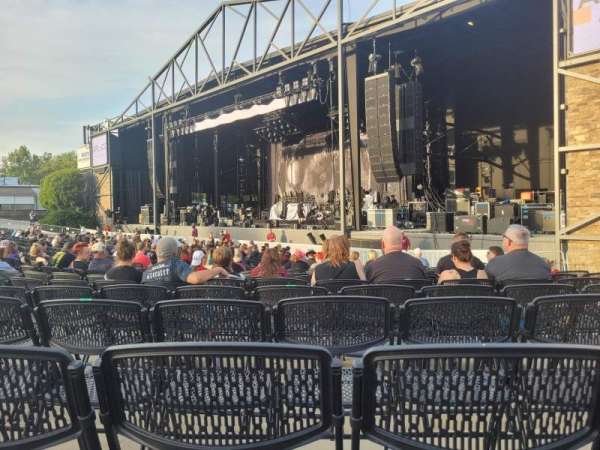 Azura Amphitheater, section: 2, row: V, seat: 19