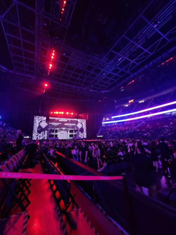 T-Mobile Arena, section: 7, row: BB, seat: A-B