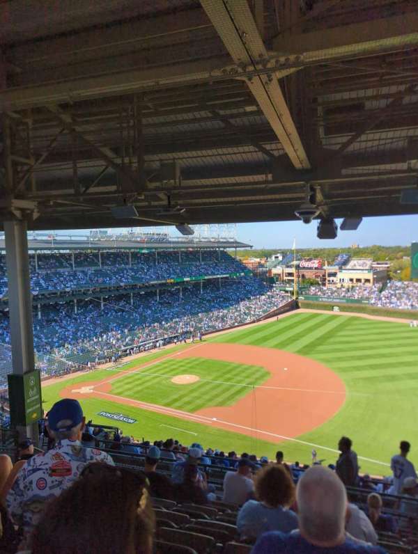 Wrigley Field, section: 427R, row: 8, seat: 11