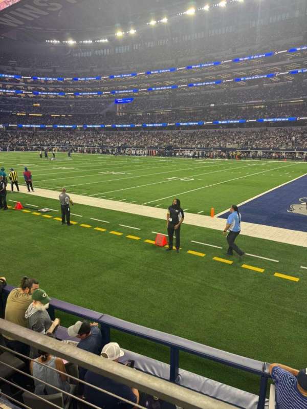 AT&T Stadium, section: 128, row: 1, seat: 10