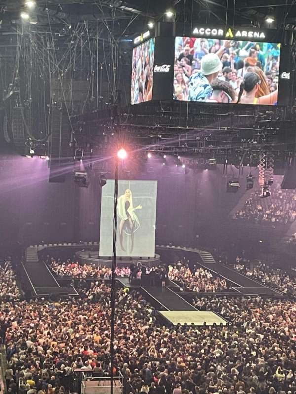 Accor Arena, section: Balcon T, row: 83, seat: 27