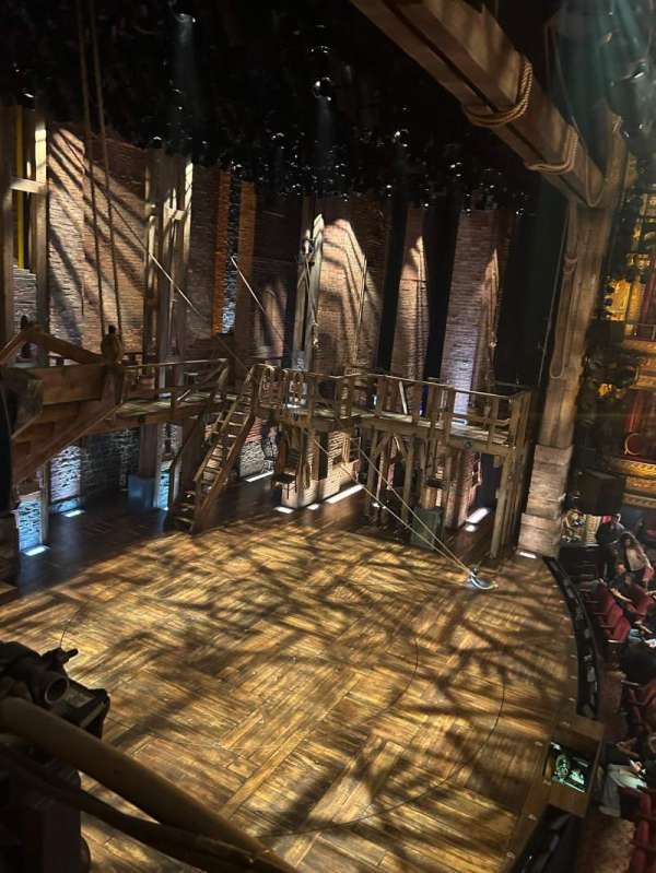 Richard Rodgers Theatre, section: Box E, row: 1, seat: 2
