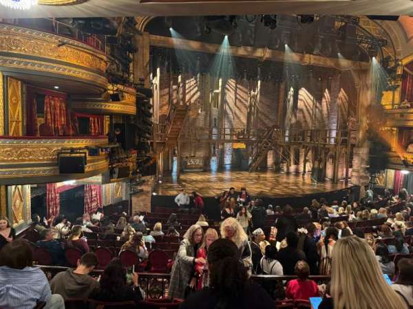 Richard Rodgers Theatre, section: Orchestra L, row: Q, seat: 21