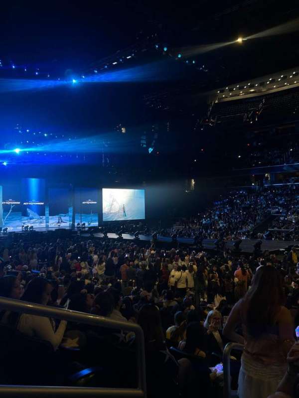 Capital One Arena, section: 101, row: L, seat: 2