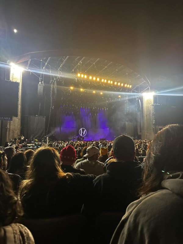 Jones Beach Theater, section: H, row: PP, seat: 4