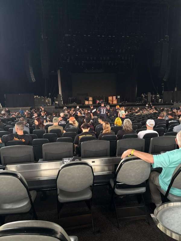 Credit Union 1 Amphitheatre, section: Box seats 132