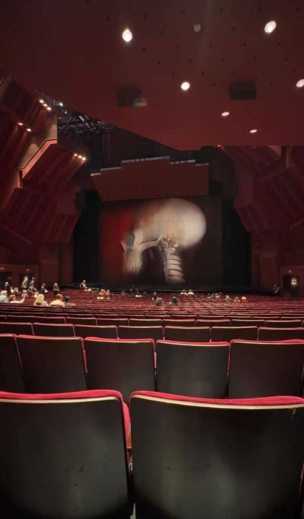 Segerstrom Hall, section: Orchestra, row: W, seat: 32